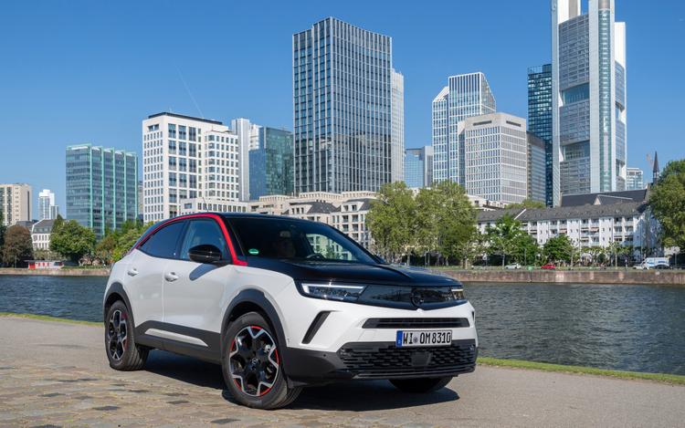 Новый Opel Mokka стал гибридом