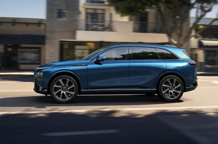 Обновленному Xpeng G9 достался продвинутый автопилот