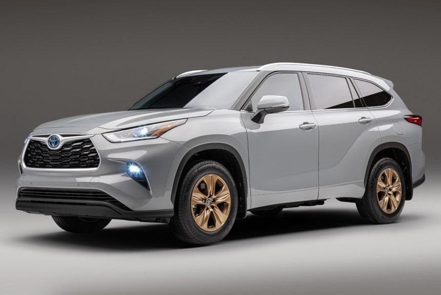 Кроссовер Toyota Highlander