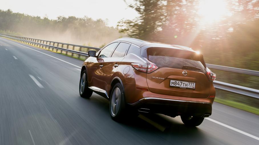 Коэффициент аэродинамического сопротивления равен 0,31. У Audi R8, Lamborghini Murcielago и Ferrari California, для сравнения, этот показатель — 0,34, 0,33 и 0,32 соответственно.