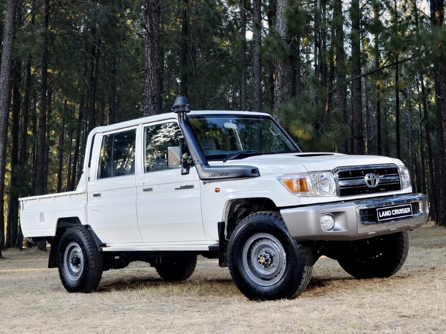 Зачем производят Land Cruiser 70?