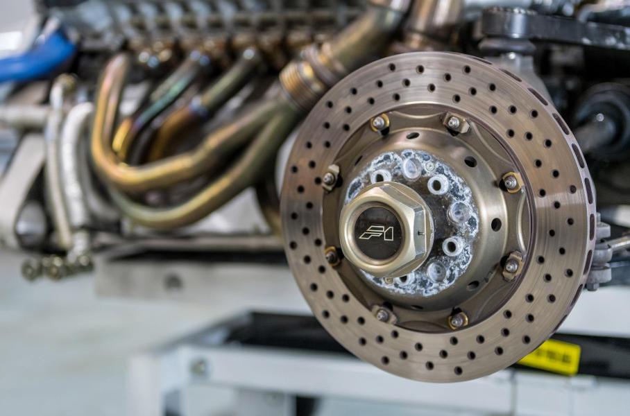 $50 000 за шиномонтаж, сэр!