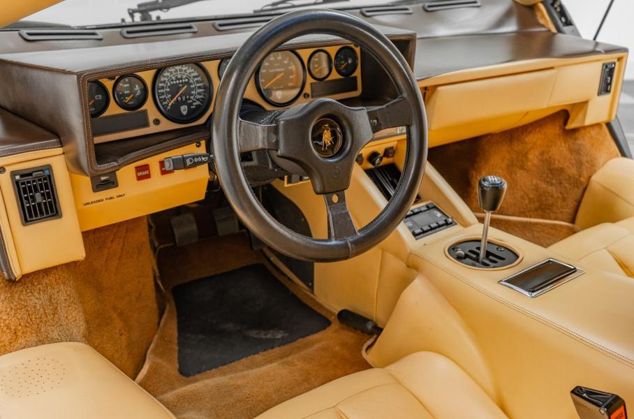 /