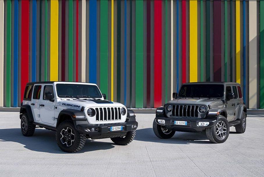 380 л.с. и 6,4 секунды до «сотни»: представлен Jeep Wrangler, который заряжается от розетки