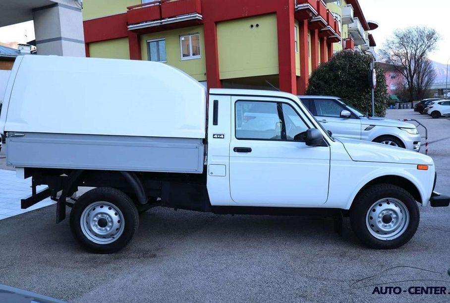 Посмотрите на пикап Lada Niva, за который итальянцы просят 2 миллиона рублей