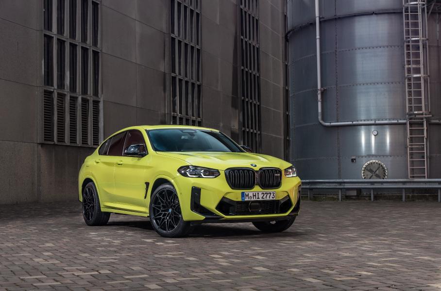 BMW улучшила «заряженные» кроссоверы X3 M и X4 M