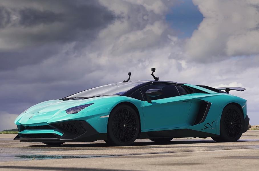 Дрэг-гонка: Ferrari Pista Piloti и Aventador SV сразились с новым 911 Turbo S