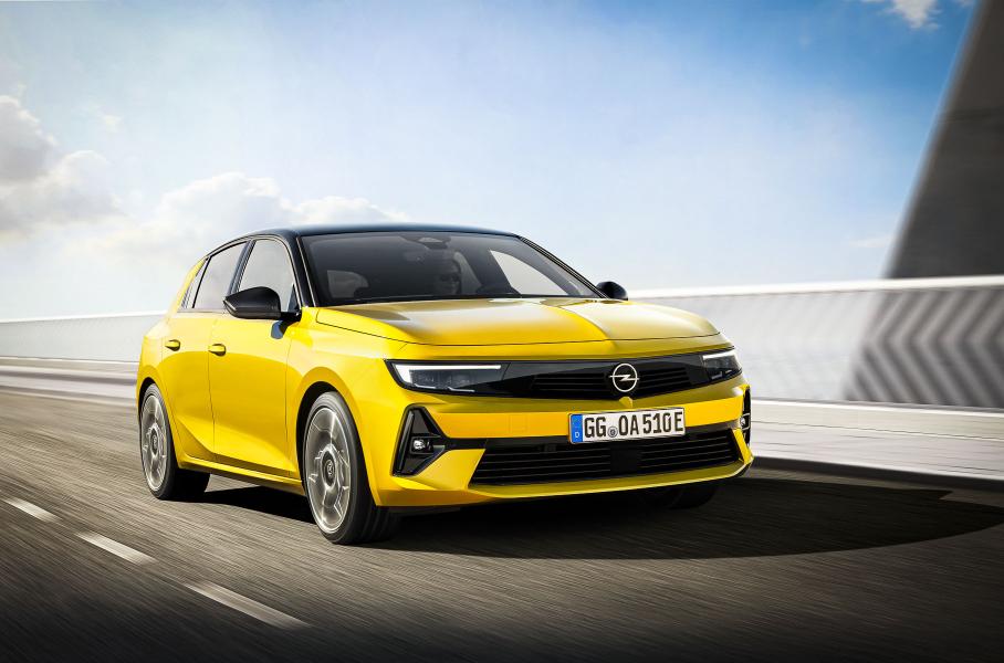 Opel Astra сменила поколение и впервые стала гибридом