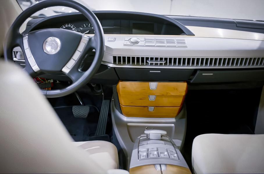 BMW показала концепт из 90-х, который почти никто не видел. У него огромные «ноздри»