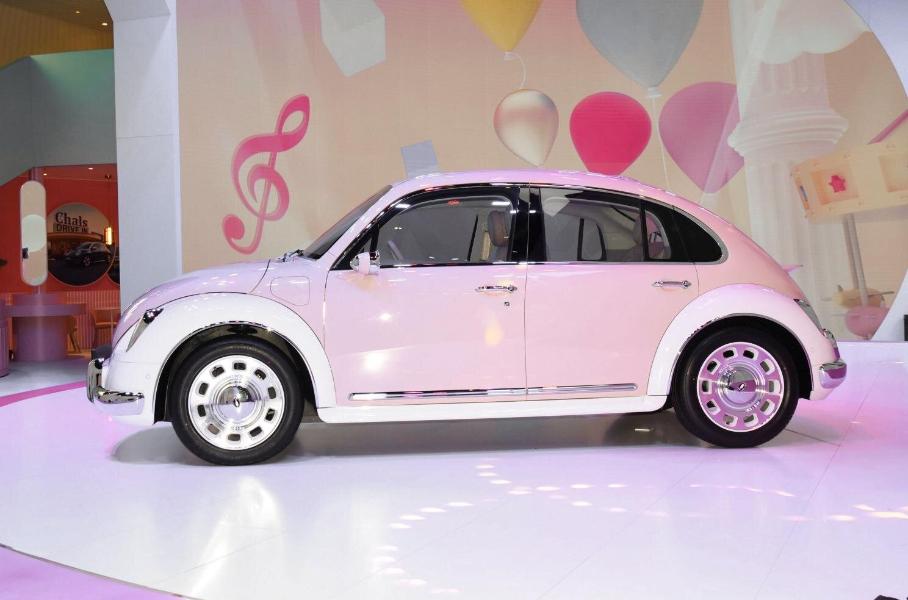 Great Wall представила «клона» Volkswagen Beetle