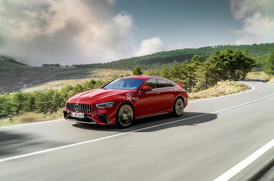 Представлен самый мощный Mercedes-AMG. И это гибридный лифтбек