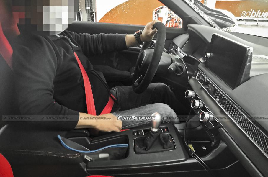 Появились первые фотографии салона нового Honda Civic Type R
