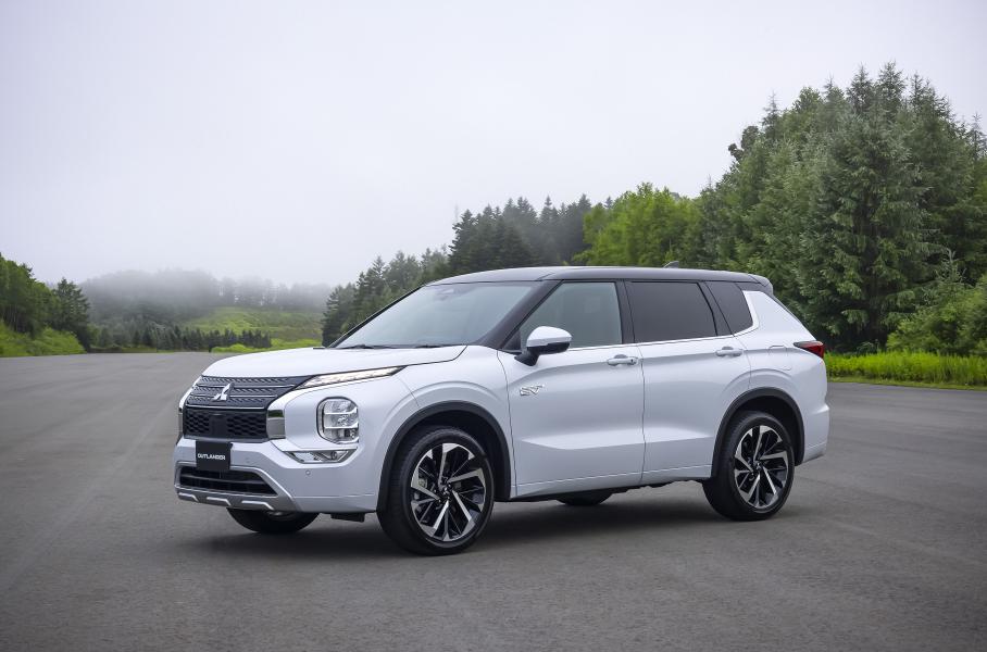 Гибрид Mitsubishi Outlander PHEV нового поколения сохранил прежние агрегаты, но стал мощнее