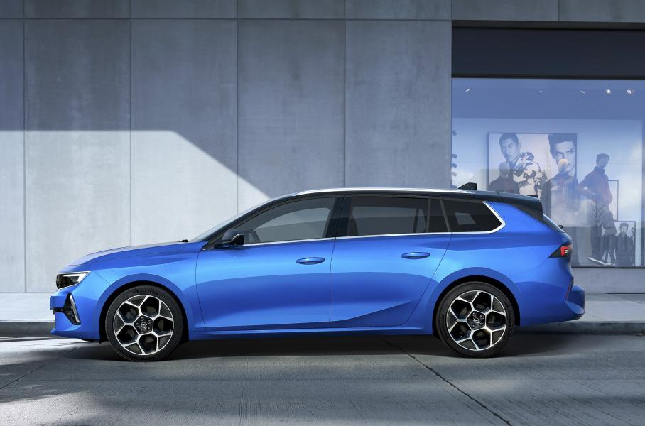 Opel Astra нового поколения стала универсалом