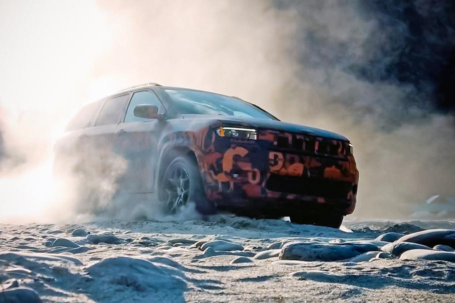Электроседан Mercedes-AMG EQE, быстрейший в мире внедорожник и абсолютно новый Jeep: главное за неделю