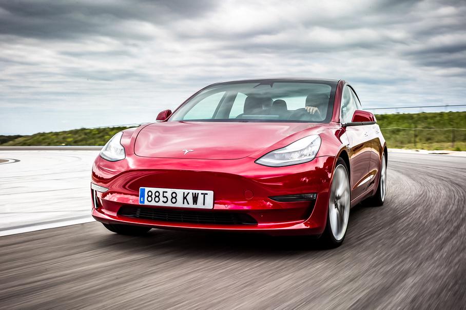 Tesla пришлось поднять цены на фоне санкций против России