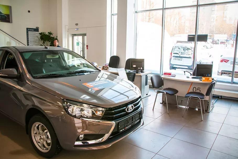 АвтоВАЗ решил не принимать дилерские заявки на май 2022 года