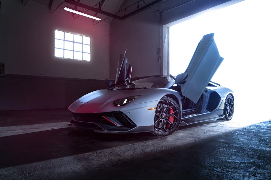 Lamborghini легко справится с потерей российского рынка, заявили в компании