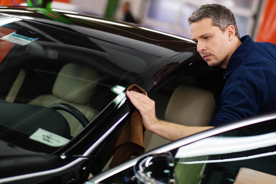 Россияне не доверяют свои автомобили даже семье