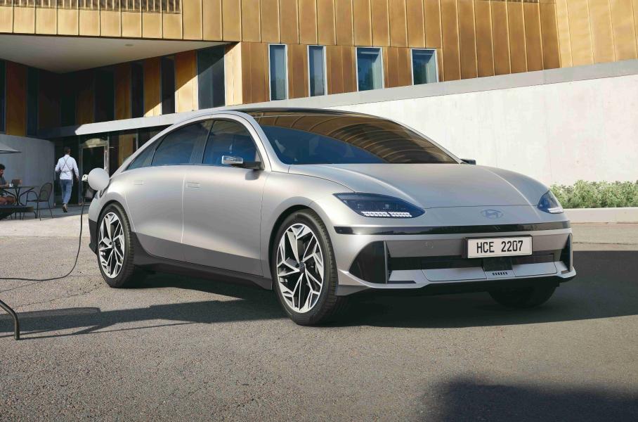 Четыре Toyota Crown, электрокар Hyundai Ioniq 6 и новая Honda CR-V: главное за неделю
