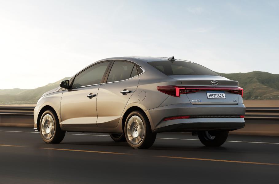 Hyundai обновила седан на платформе старого Solaris