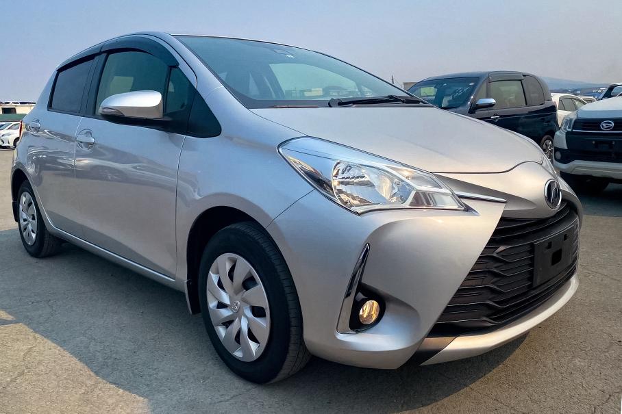 Российские депутаты просят уменьшить пошлины на ввоз иномарок с пробегом