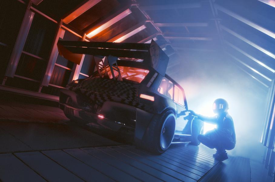 Renault 5 превратят в электрический рестомод с огромным антикрылом