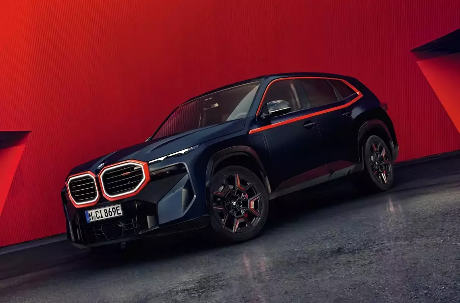 BMW впервые показала самый мощный гибрид XM