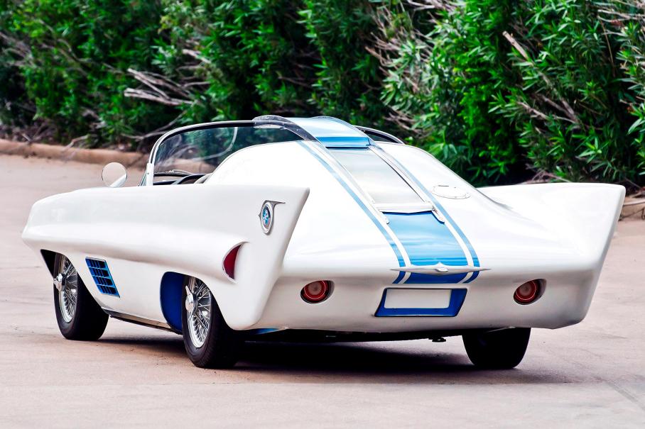 Ровесники космической эры: какими были машины времен первого спутника