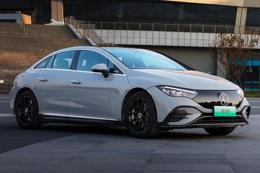 Почти каждый второй проданный Mercedes-Benz отправляют в Китай