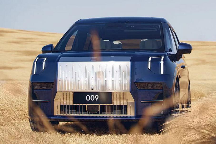 Geely раскрыла интерьер самого аэродинамичного в мире минивэна