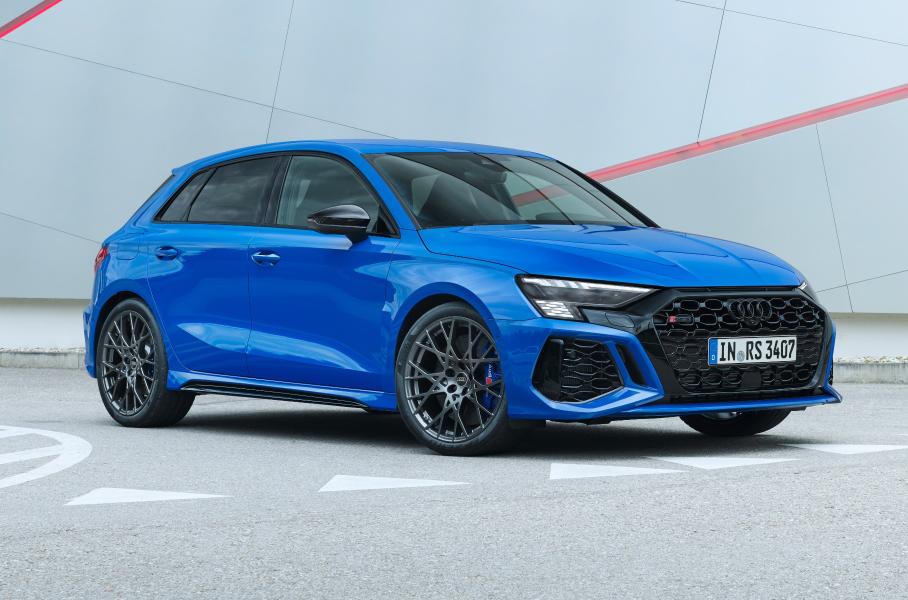 Лимитированная Audi RS 3 performance сможет разгоняться до 300 км/ч