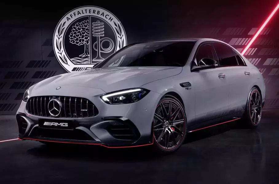 Обновлённые Alfa Romeo, первый электроседан Toyota и спецверсия Mercedes-AMG C 63 S: главное за неделю