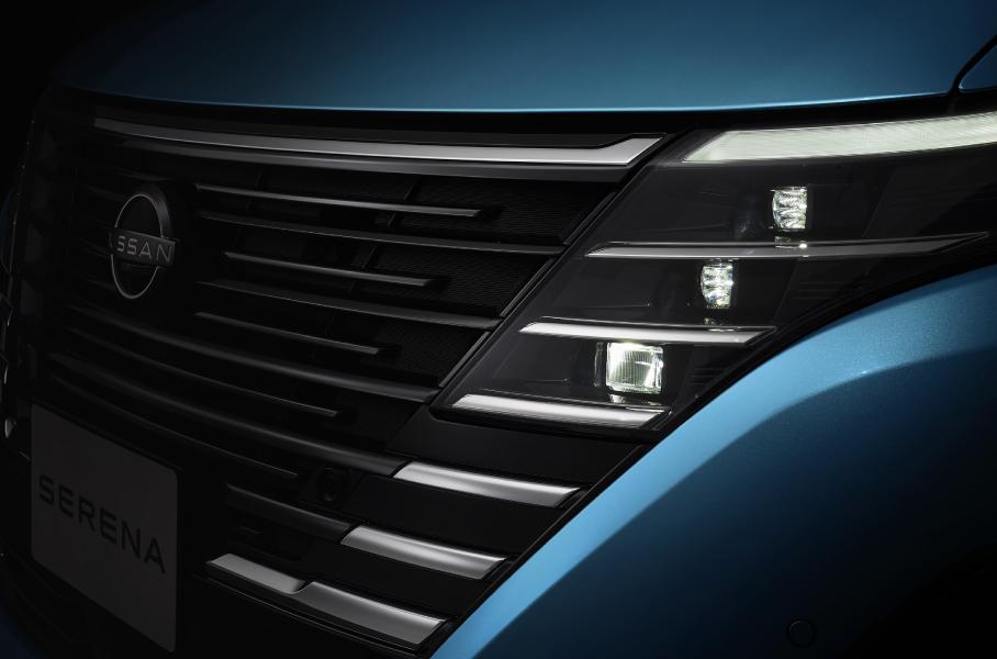 Nissan показал первое изображение нового минивэна Serena
