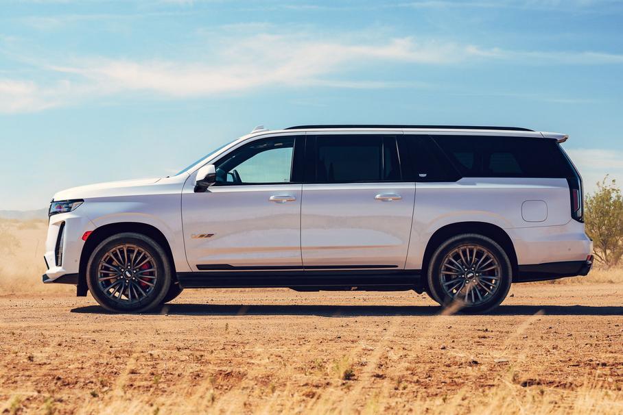 GM подтвердил разработку электрического Cadillac Escalade