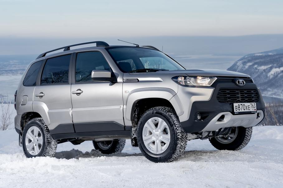 Lada Niva Travel