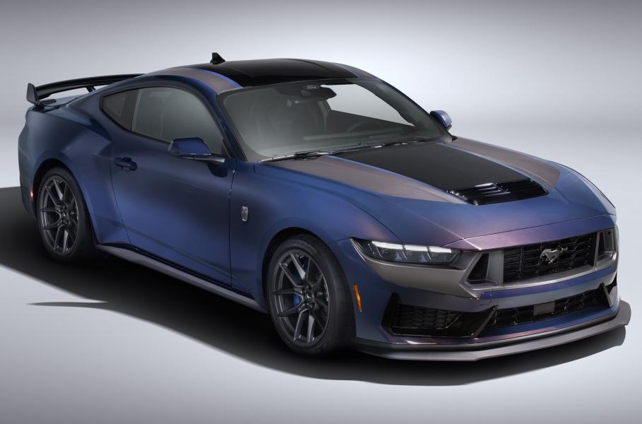 Краска со смещением цвета и титан: новые подробности о Ford Mustang Dark Horse