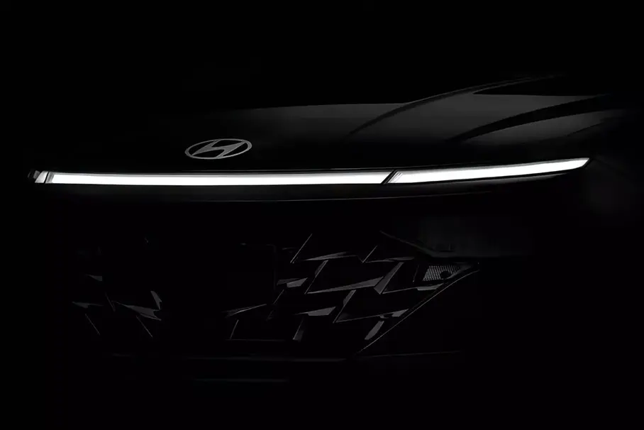 Новый Hyundai Solaris, обновлённый Volkswagen Touareg и прощальная Audi TT: главное за неделю