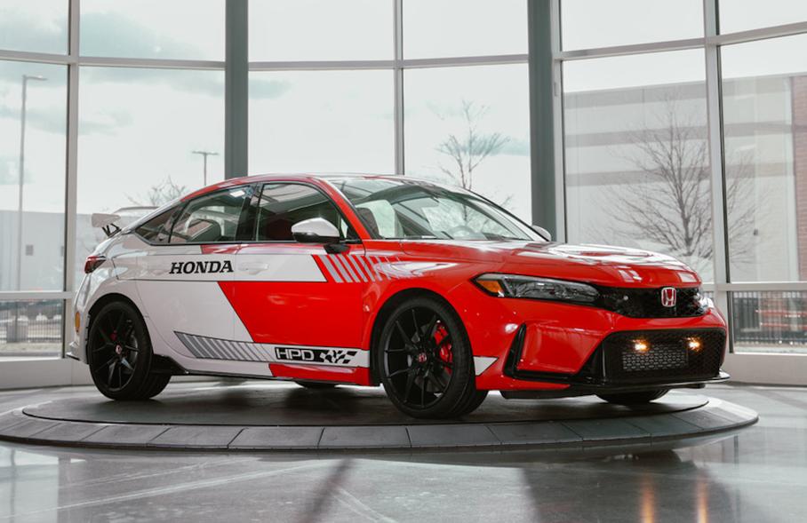 Honda Civic Type R стала машиной безопасности IndyCar