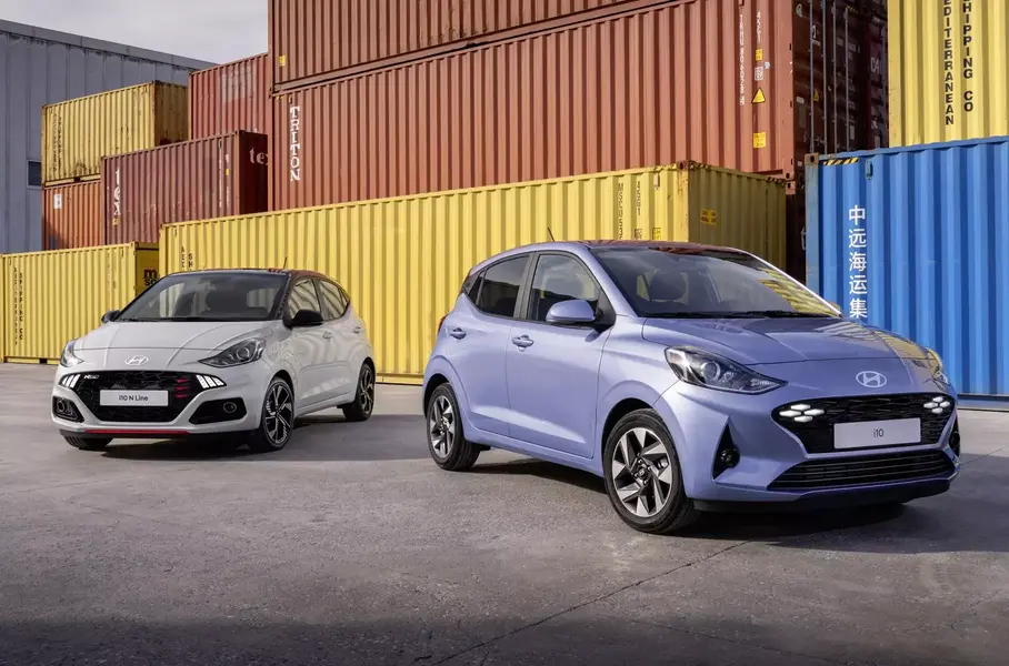 Новый спорткар AC Cobra, обновлённая Hyundai Elantra и рекордное число Lamborghini: главное за неделю