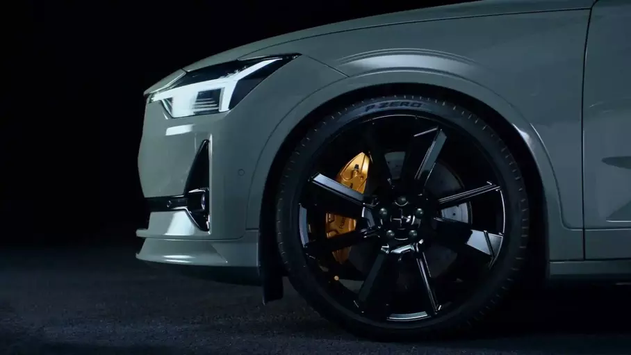 Polestar готовит доработанную версию лимитированного электрокара BST Edition 270
