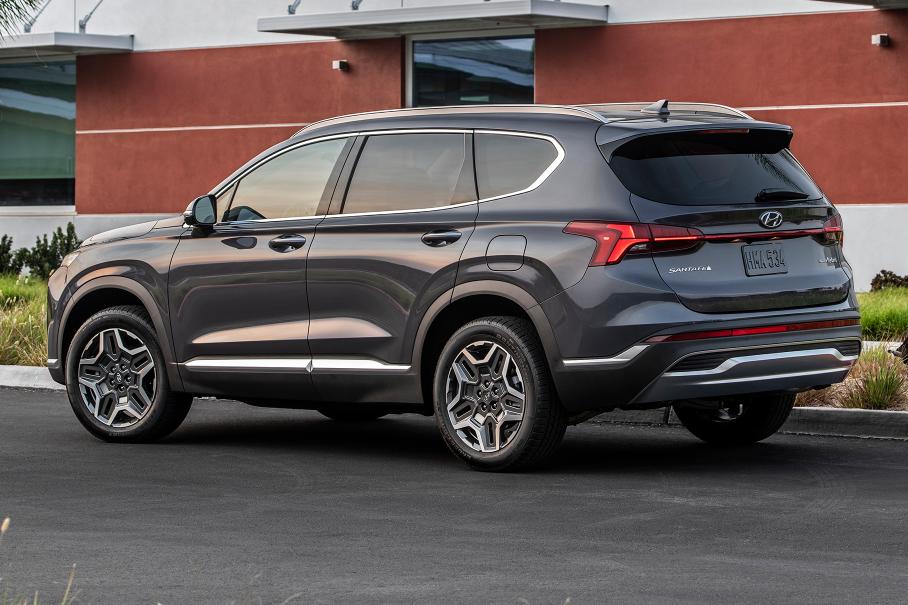 Hyundai Santa Fe Hybrid