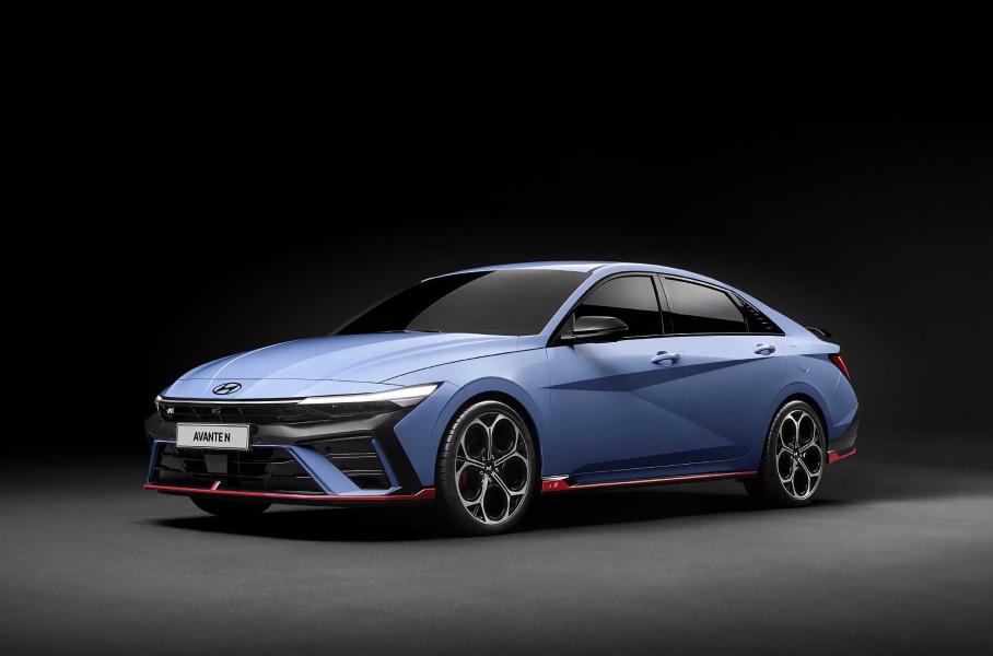 Hyundai показала «заряженный» седан Elantra N с новым дизайном