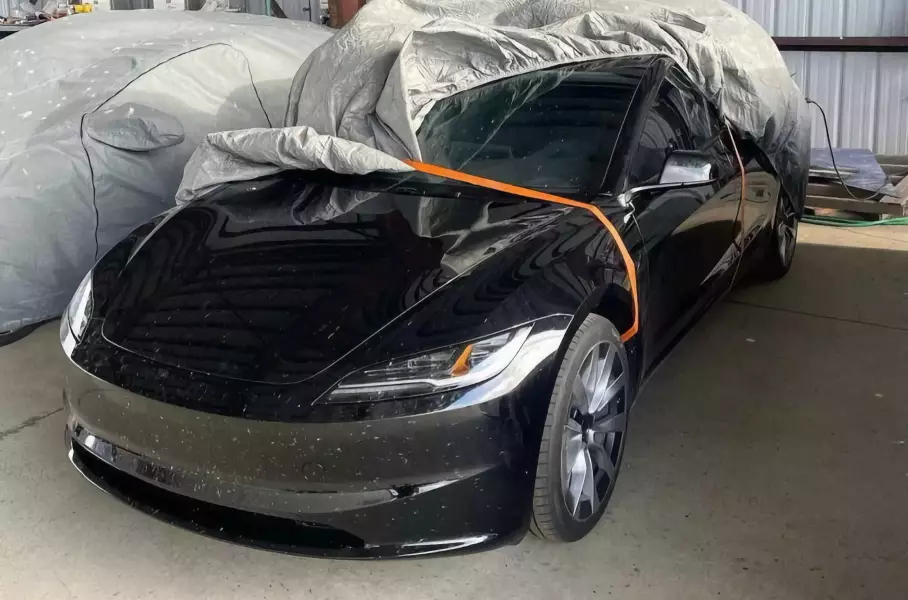 Tesla ответила на слухи о скором запуске производства обновленной Model 3