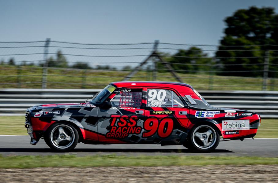 В Подмосковье прошел второй этап российских ретрогонок Classic Touring