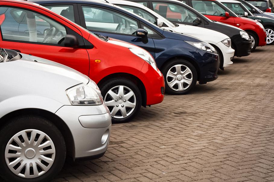 В России вновь подорожали подержанные автомобили