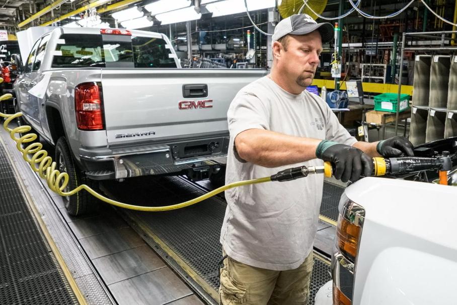 Беспрецедентная забастовка в США расширена до 38 автозаводов