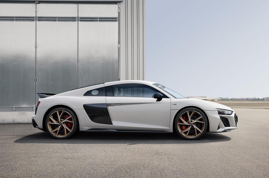 Представлен прощальный Audi R8 для Японии