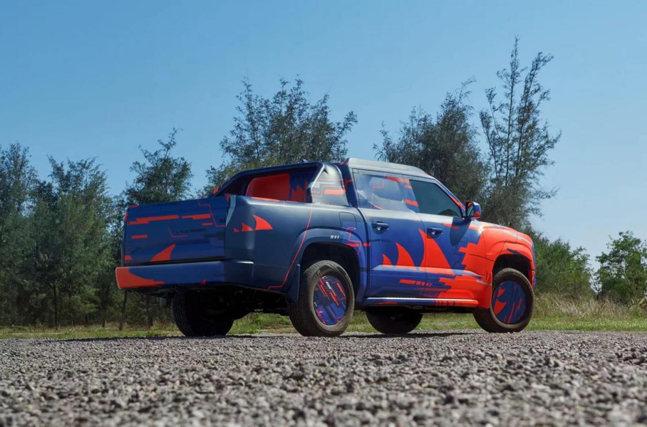 Первый пикап BYD: официальные фотографии