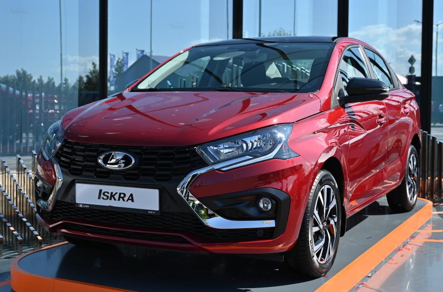 Рассказываем всё, что известно про новую Lada Iskra